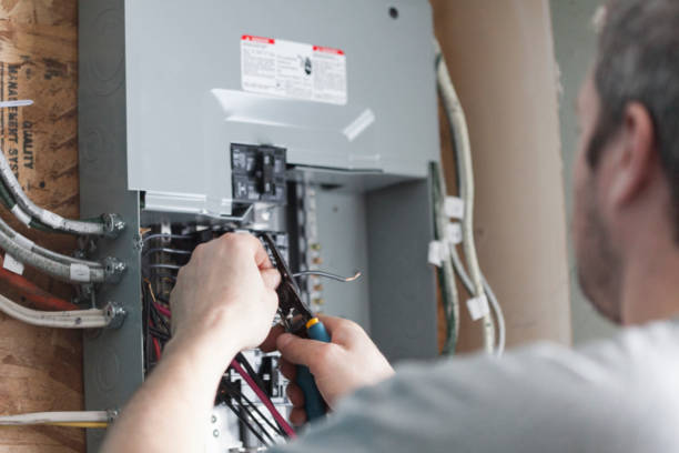 Best Circuit Breaker Installation and Repair  in Marshalltown, IA